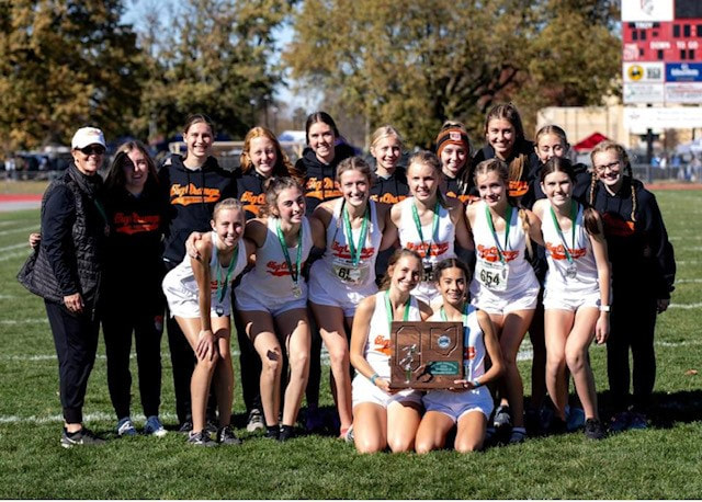 2022 WL-S Girls Cross Country Team Advances to State
