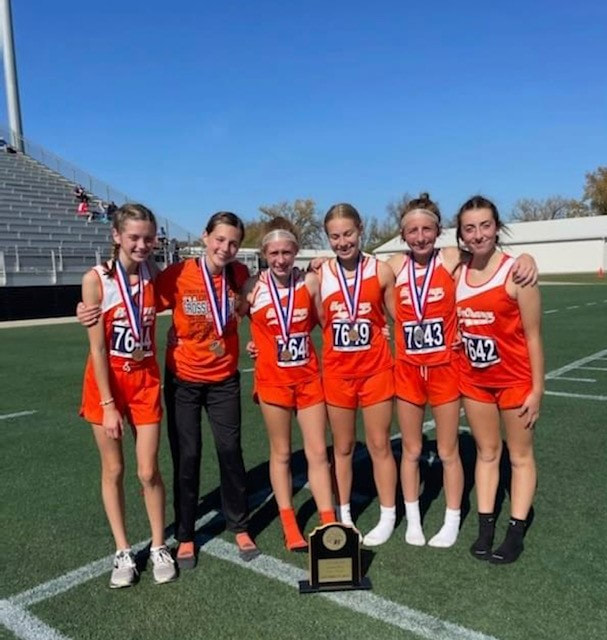 WL-S Middle School Girls Cross Country 2022 State Champs